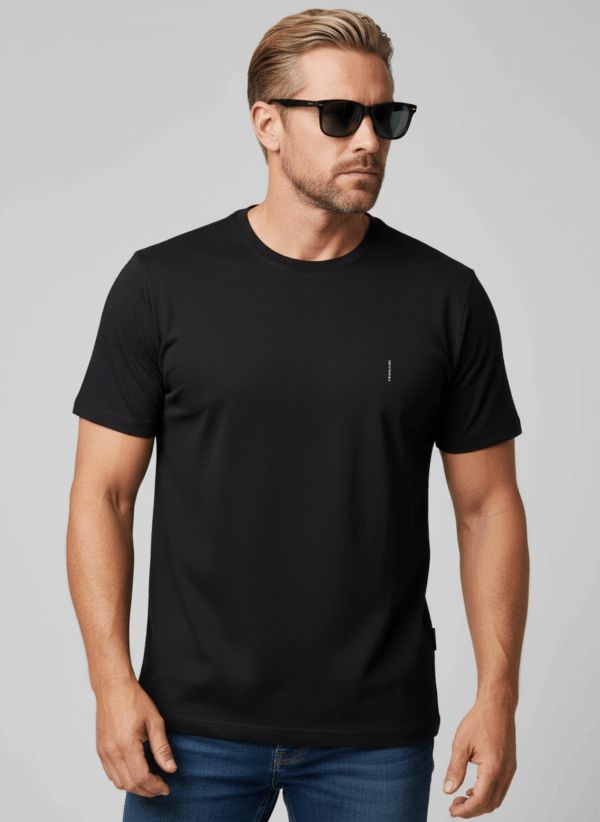 CAMISETA UNISSEX BÁSICA PRETA