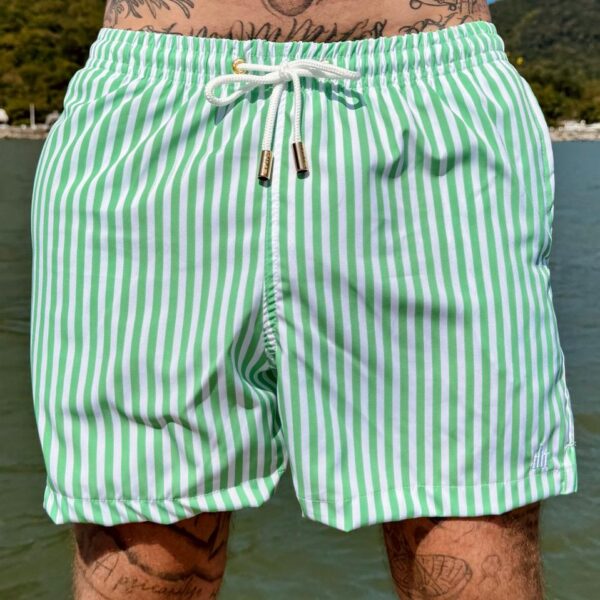 SHORT ELASTIC LISTRA VERDE CLARO