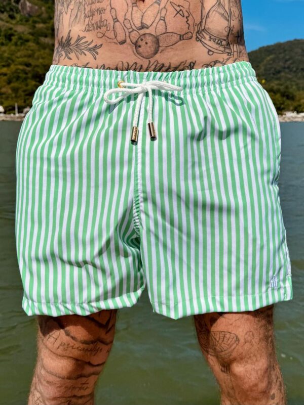 SHORT ELASTIC LISTRA VERDE CLARO