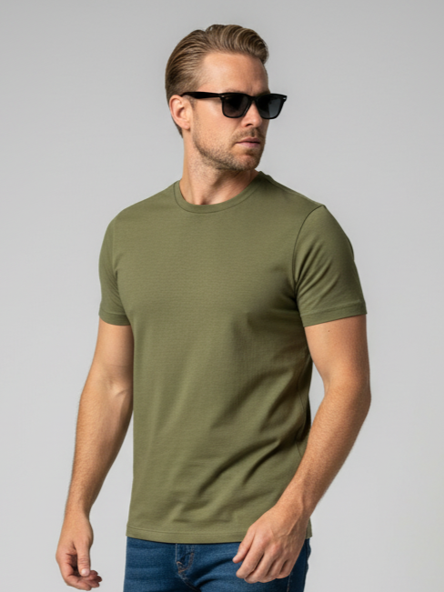 CAMISETA UNISSEX BÁSICA VERDE OLIVA