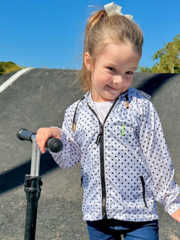 corta vento poa branco e preto infantil