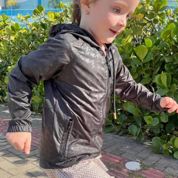 corta vento pied poule preto marca dagua infantil