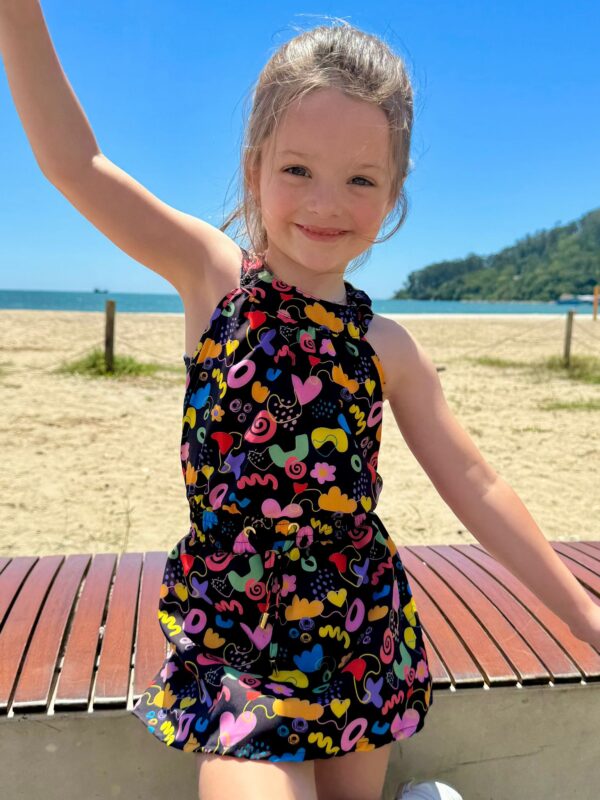 VESTIDO GOLA NUVENS E CORAÇÕES - Imagem 7