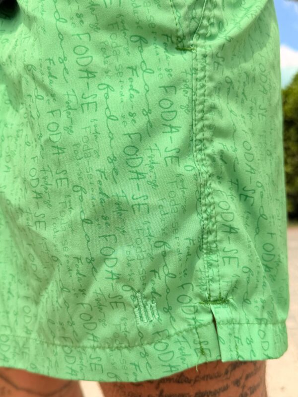 Alternative view of SHORTS ELASTIC FODA-SE VERDE