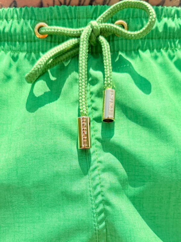 Alternative view of SHORTS LINHO PRINT VERDE