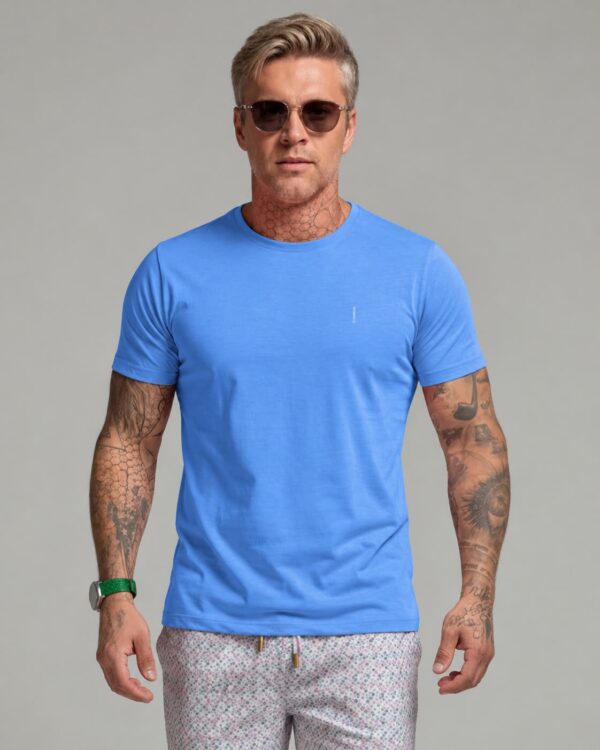 CAMISETA UNISSEX BÁSICA AZUL